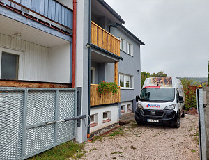 Zateplení stropu rodinného domu pomocí foukané izolace